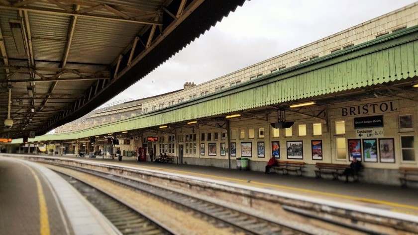 Platforms 7 - 12 on the other side of the arched roof have Art-Deco inspired architecture