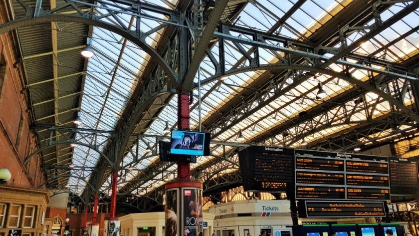 The access to the Underground is to the right of the ticket office