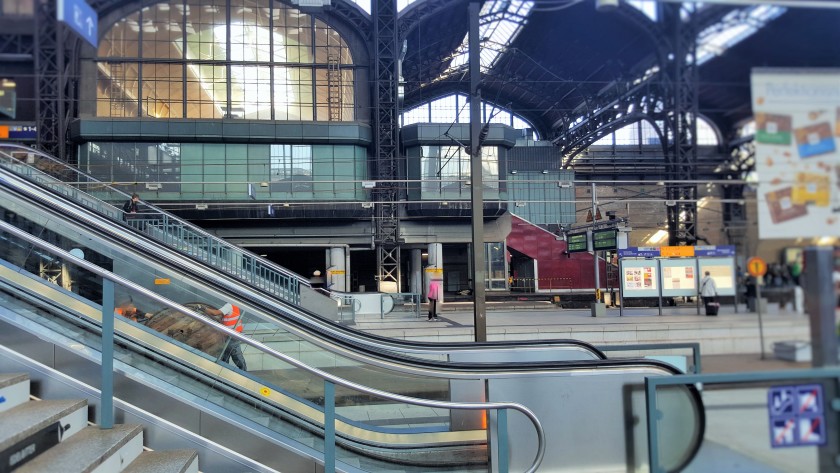 Escalators leading up the 'Wandel-Halle'