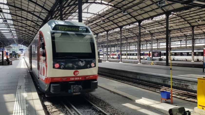 A Zentralbahn train on the left and a SBB train on the right