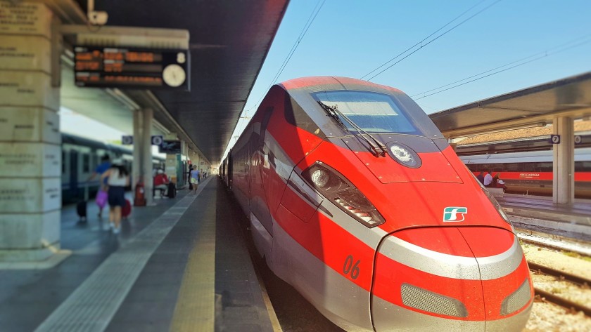 The Frecce trains depart from the binari which have shelters along their length