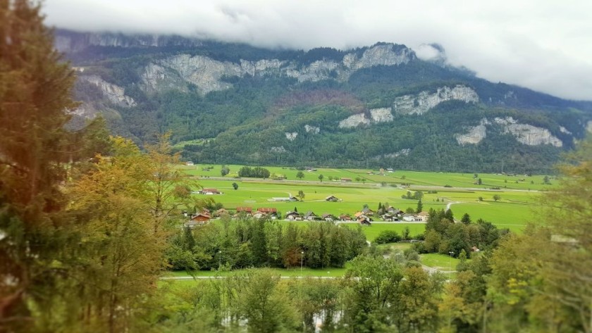 The descent down to Meiringen