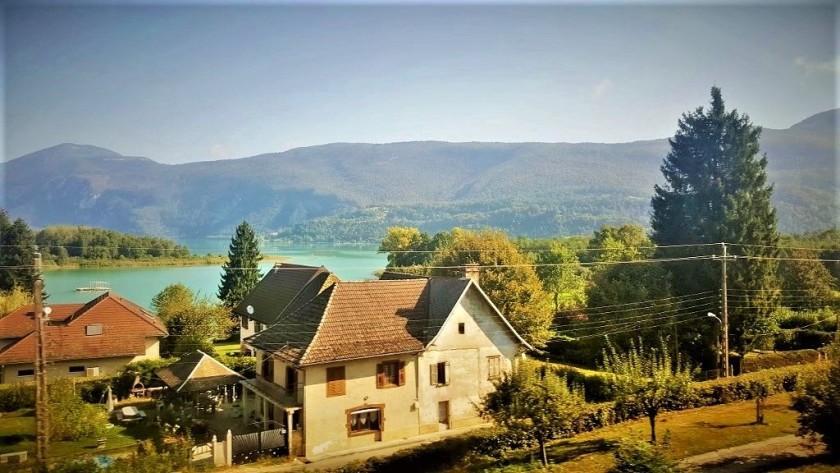 Passing by Lac d'Aiguebellete on route to Chambery