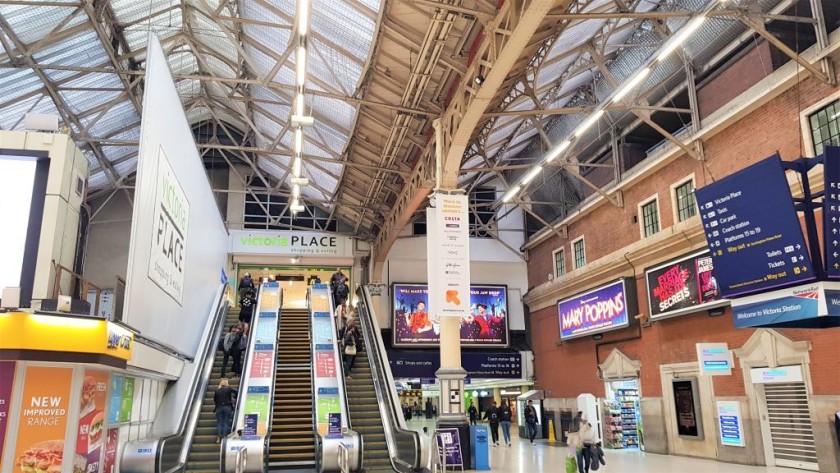 To platforms 15 to 19 at London Victoria station