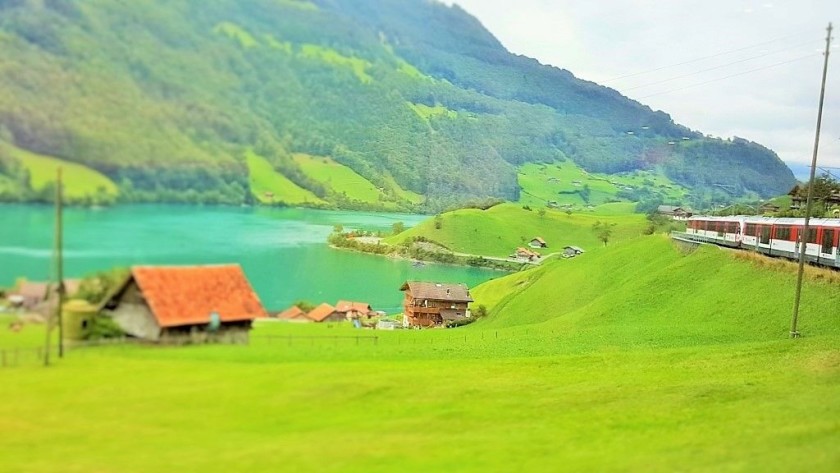 The Luzern-Interlaken Express passed by four lakes