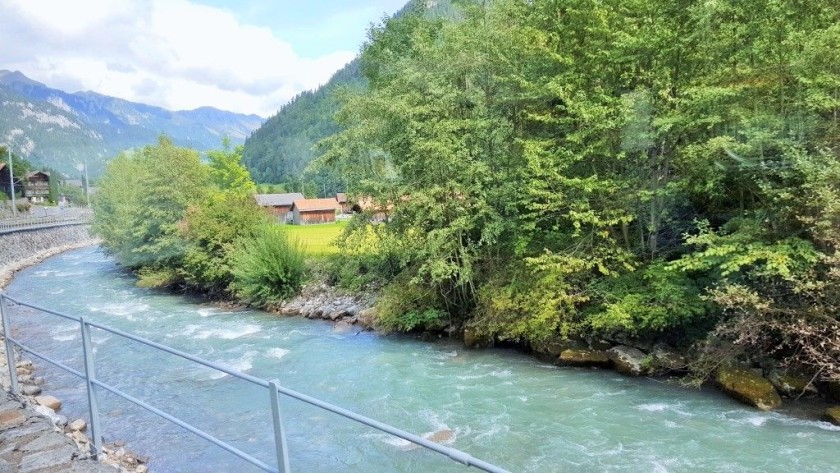 South of Spiez the railway follows the River Simme through a valley