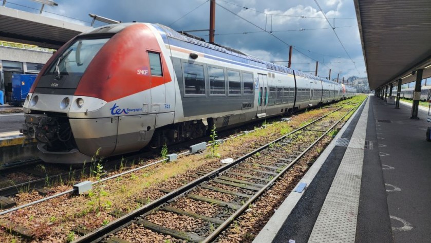 A TER train managed by Bourgogne-Franche-Comté 