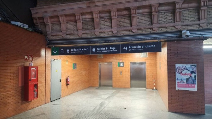The elevators which connect the taxi drop off to the Atocha departure halls