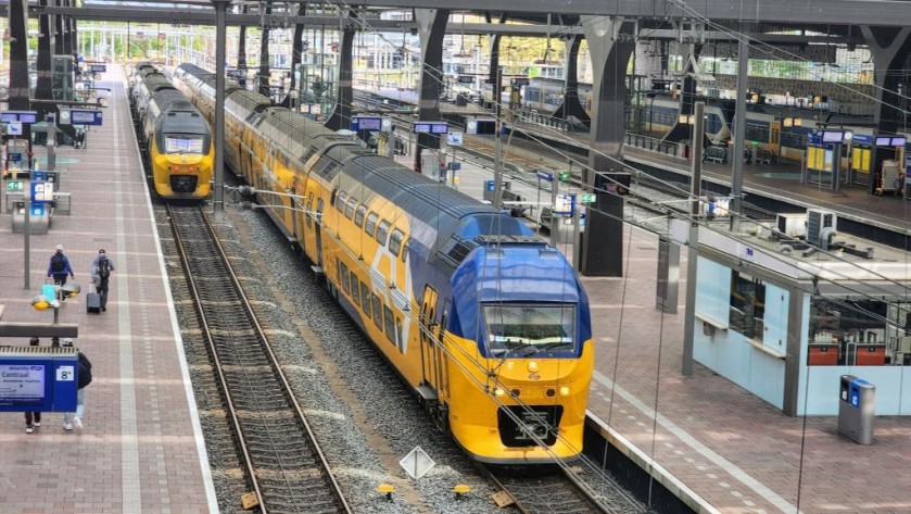 Trains at Rotterdam Centraal