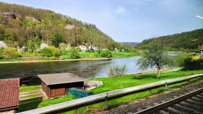 Between Bad Schandau and Dresden