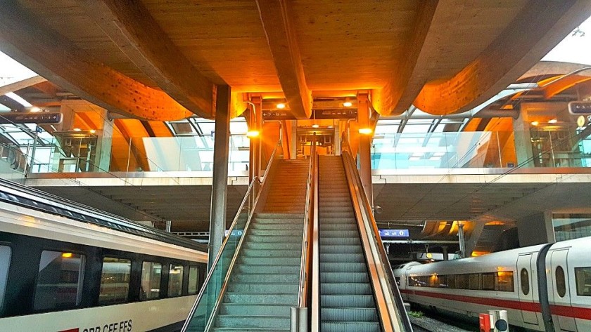 The Bahnhof Platz bridge at Bern station