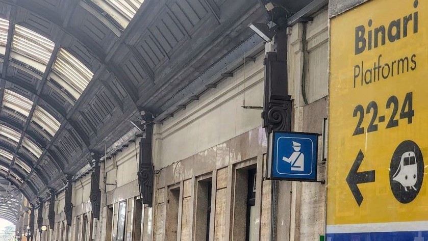 To platforms 22 -24 at Milano Centrale