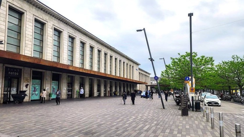 In front of Padua station