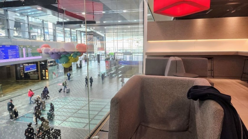 The view from the OBB 1st class lounge which is on the Sudtroller Platz concourse