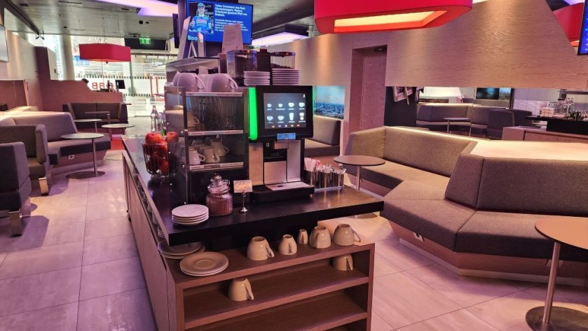 Inside the First Class lounge at Salzburg Hbf