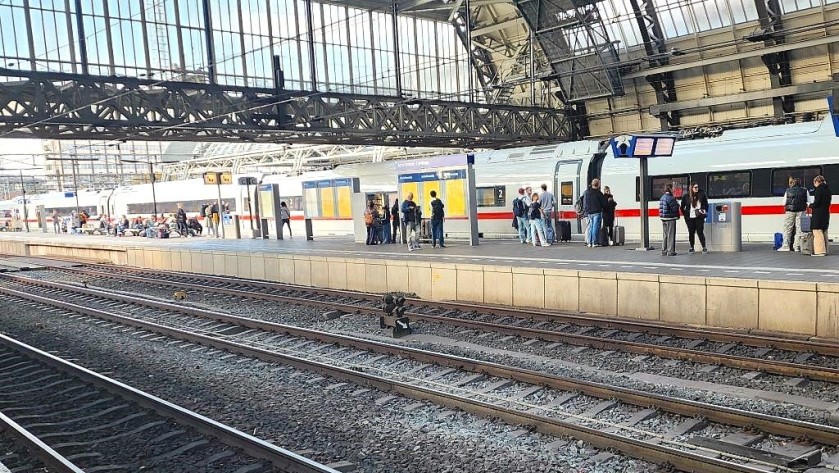 From Berlin to Amsterdam by train
