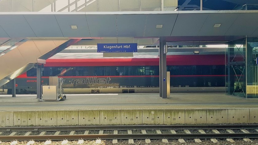 How to take train from Vienna to Klagenfurt