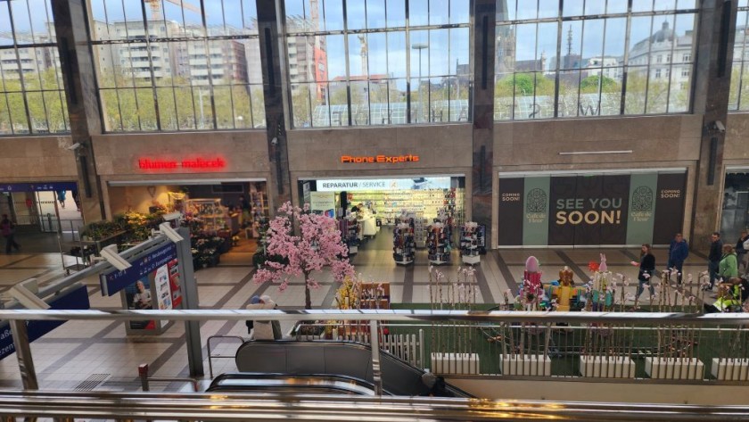 To line U3 at Wien West