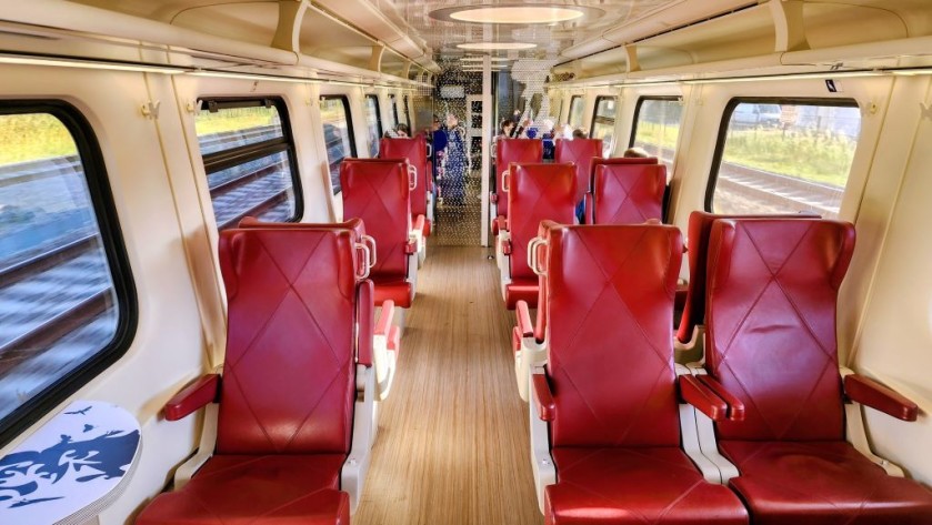 The lower deck first class saloon on a Dutch IC train