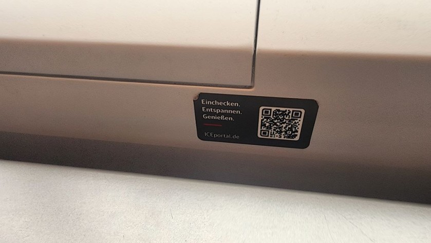 The DB on board menu QR code