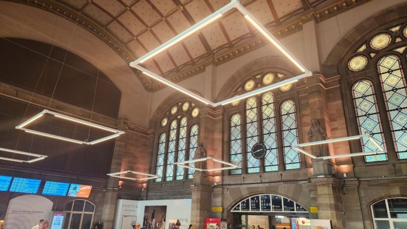 Inside the Hall Central at Strasbourg station