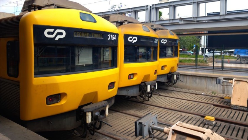 These trains connect Lisbon with Cascais