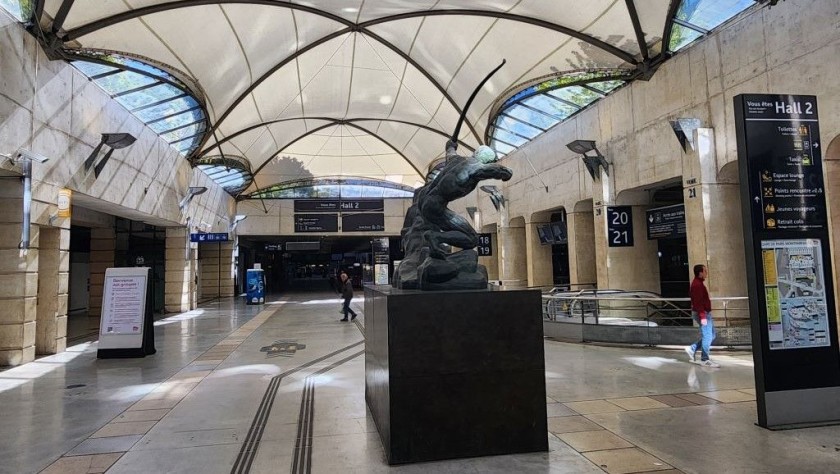 Hall 2 at Gar Montparnasse