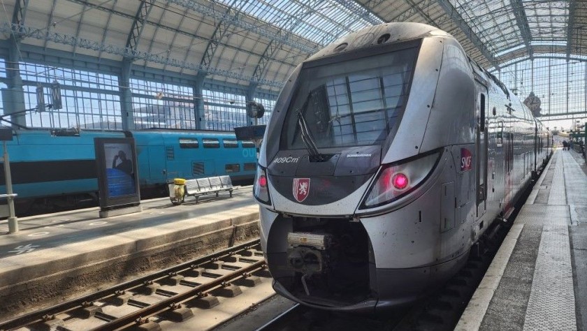 A TER train managed by Occitania