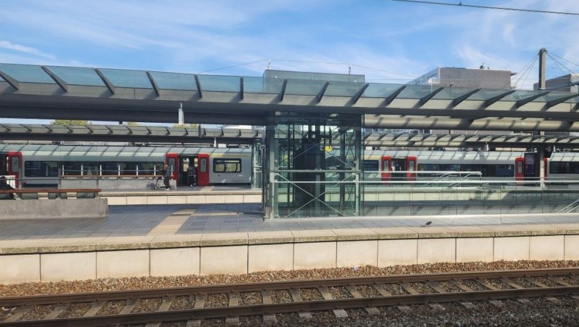On the platform at Brugge station