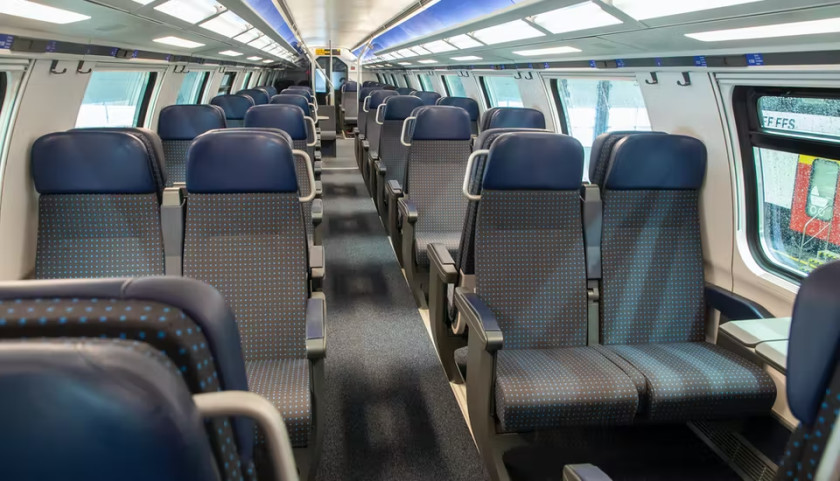The image on the SBB website of a refurbished  2nd class upper deck