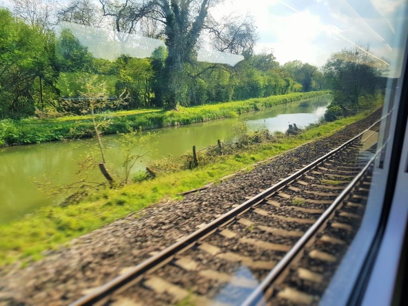 Between Newbury and Westbury the Kennet and Avon canal is on the left