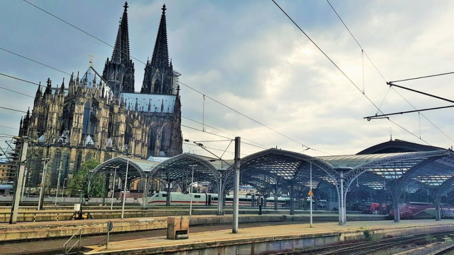 How to use Eurail and InterRail passes in German