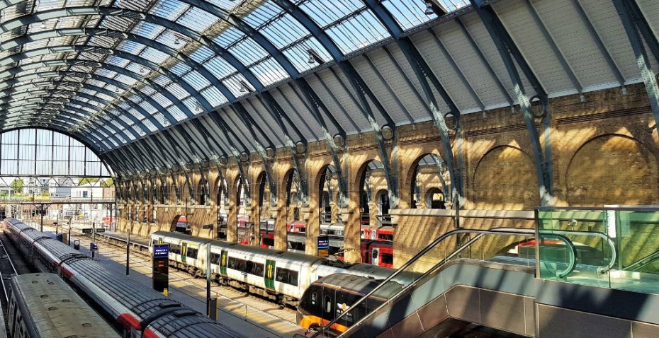 Six Reasons to Travel on British trains