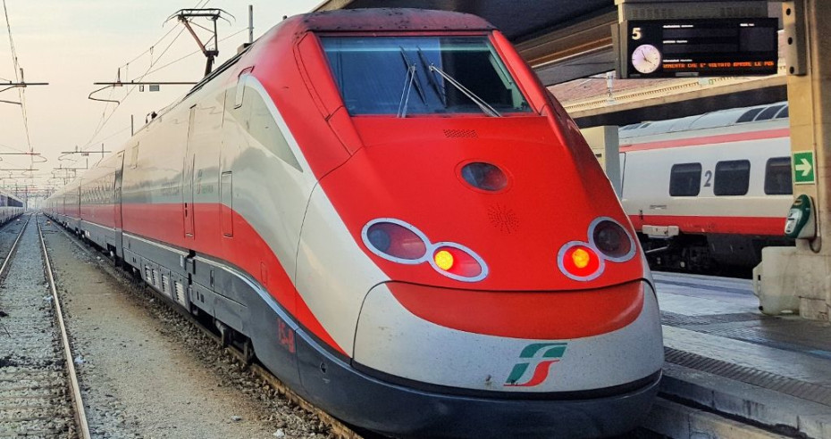 A Frecciarossa train has arrived at Venezia St Lucia