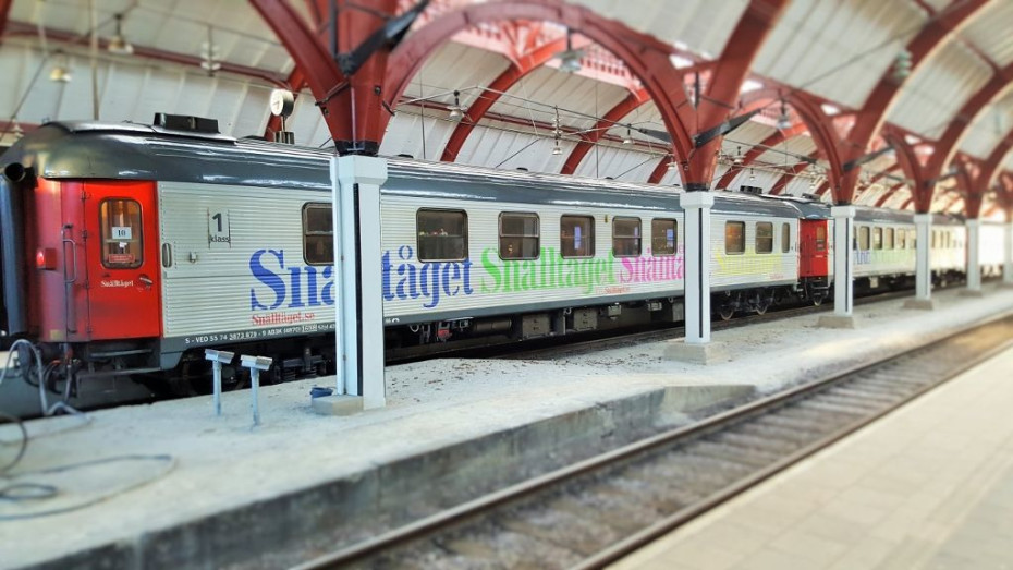 A Snälltåget train at Malmo C station