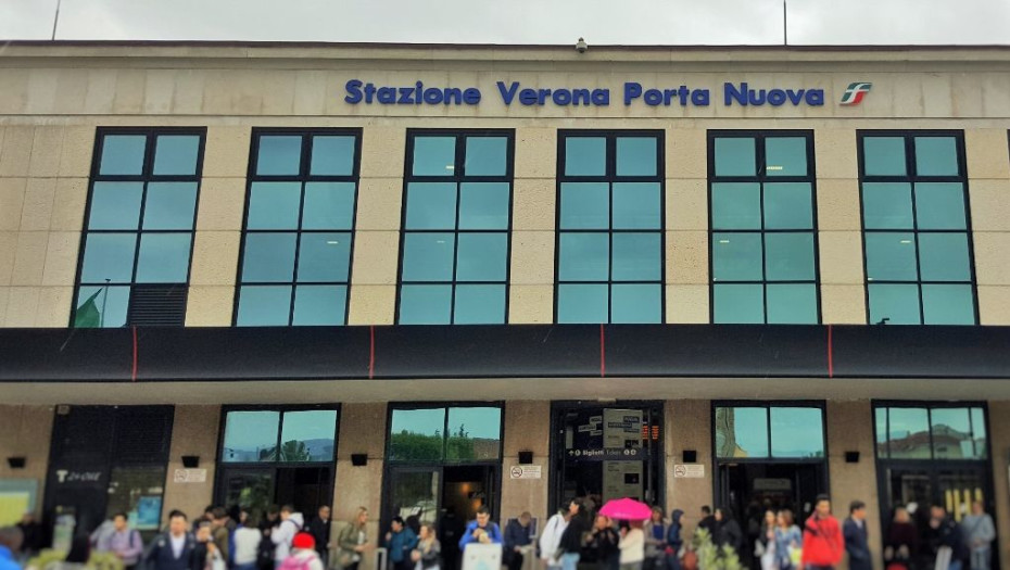 The main entrance to Verona's main train station on a grey day