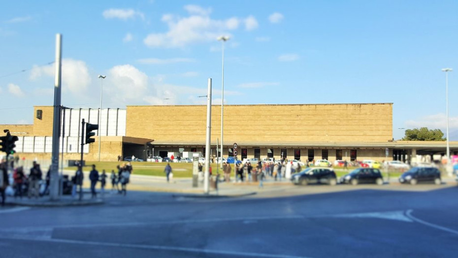 Looking towards Firenze S.M.Novella station from the city centre