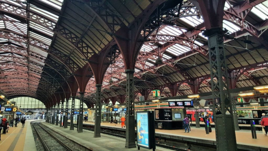 A view of the tracks/spor at København H station