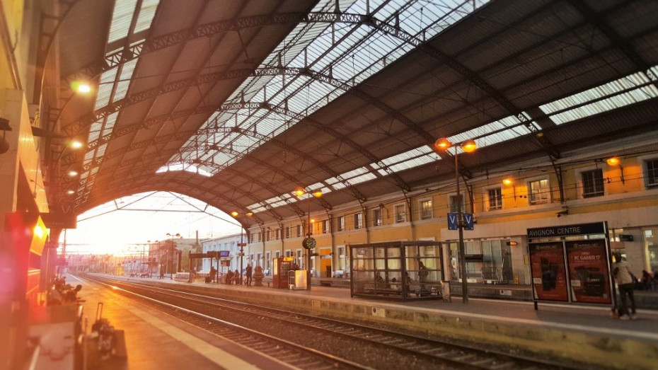 Avignon Centre station at sunset taken on voie C