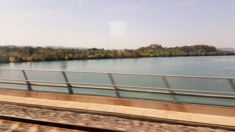 Between Lyon and Valence