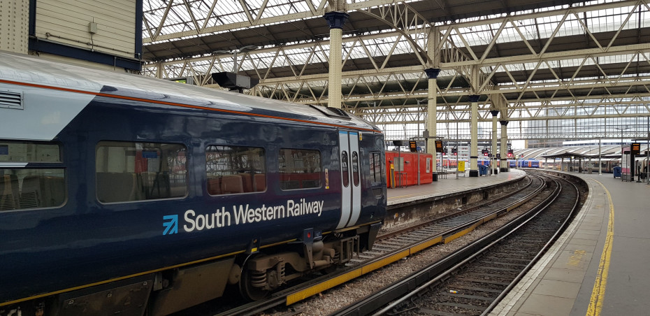 How to take the train journey from London to Salisbury for