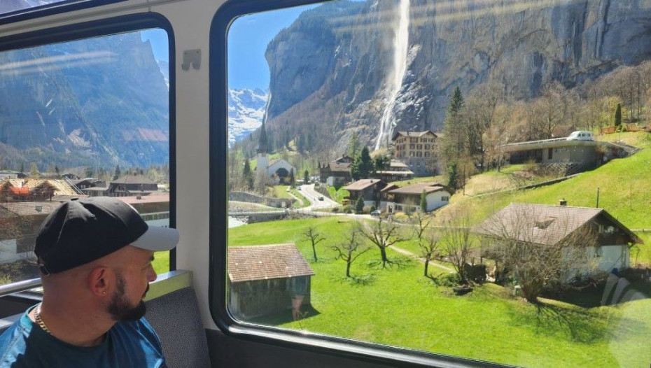 Save money when booking rail based holidays in Switzerland