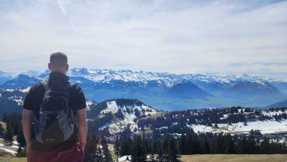 he view from the platform at Rigi-Kulm station