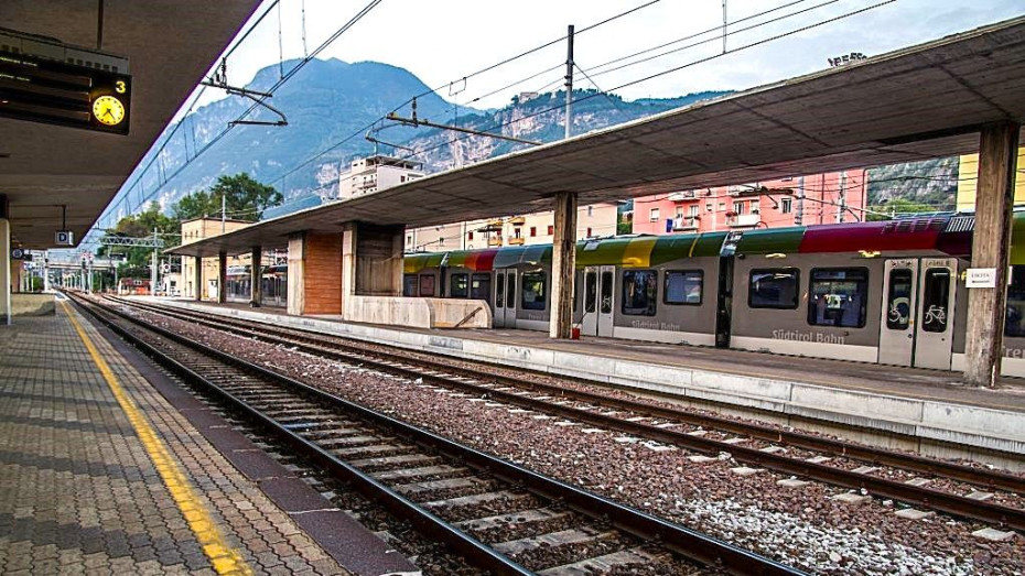 Looking across the railway in Trento station