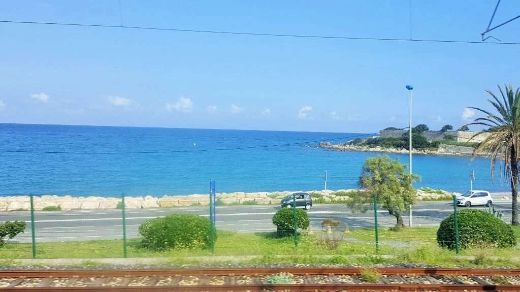 how-to-take-the-train-journey-from-london-to-nice-showmethejourney