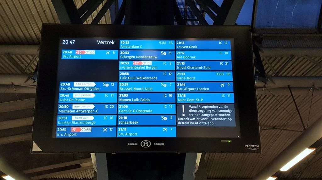 Using the train departure information at Bruxelles Midi / Brussels Zuid station