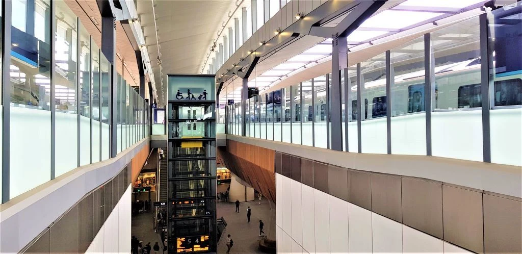 The elevators on the Thameslink platforms at London Bridge