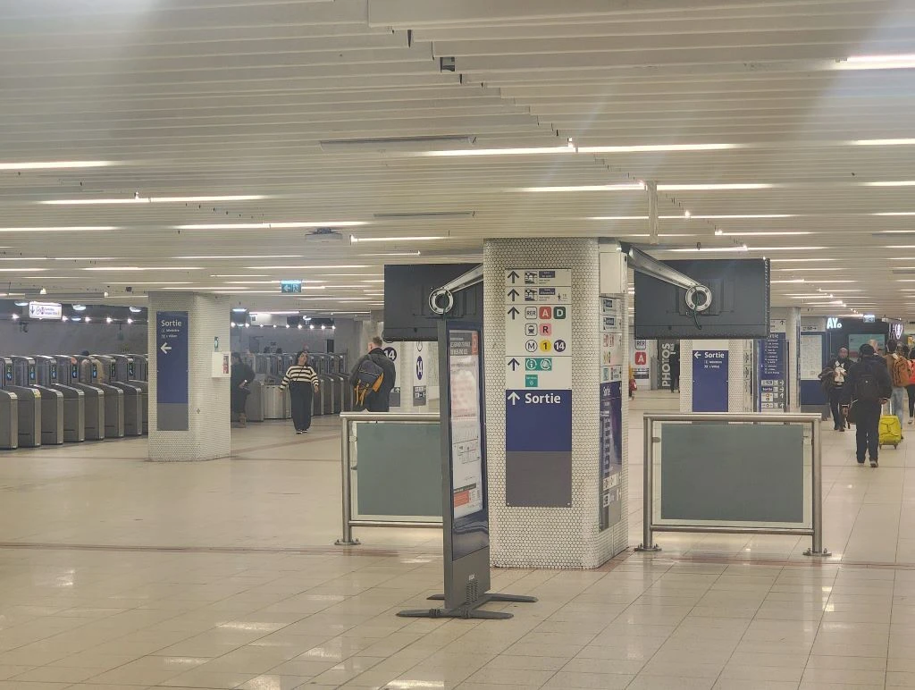 The RER concourse at the Gare De Lyon