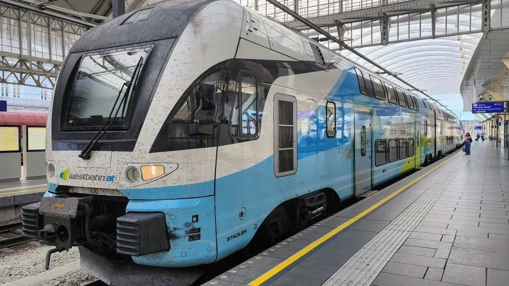 WESTbahn Type KISS 4両セット Westbahn Kiss (Austria) | ShowMeTheJourney